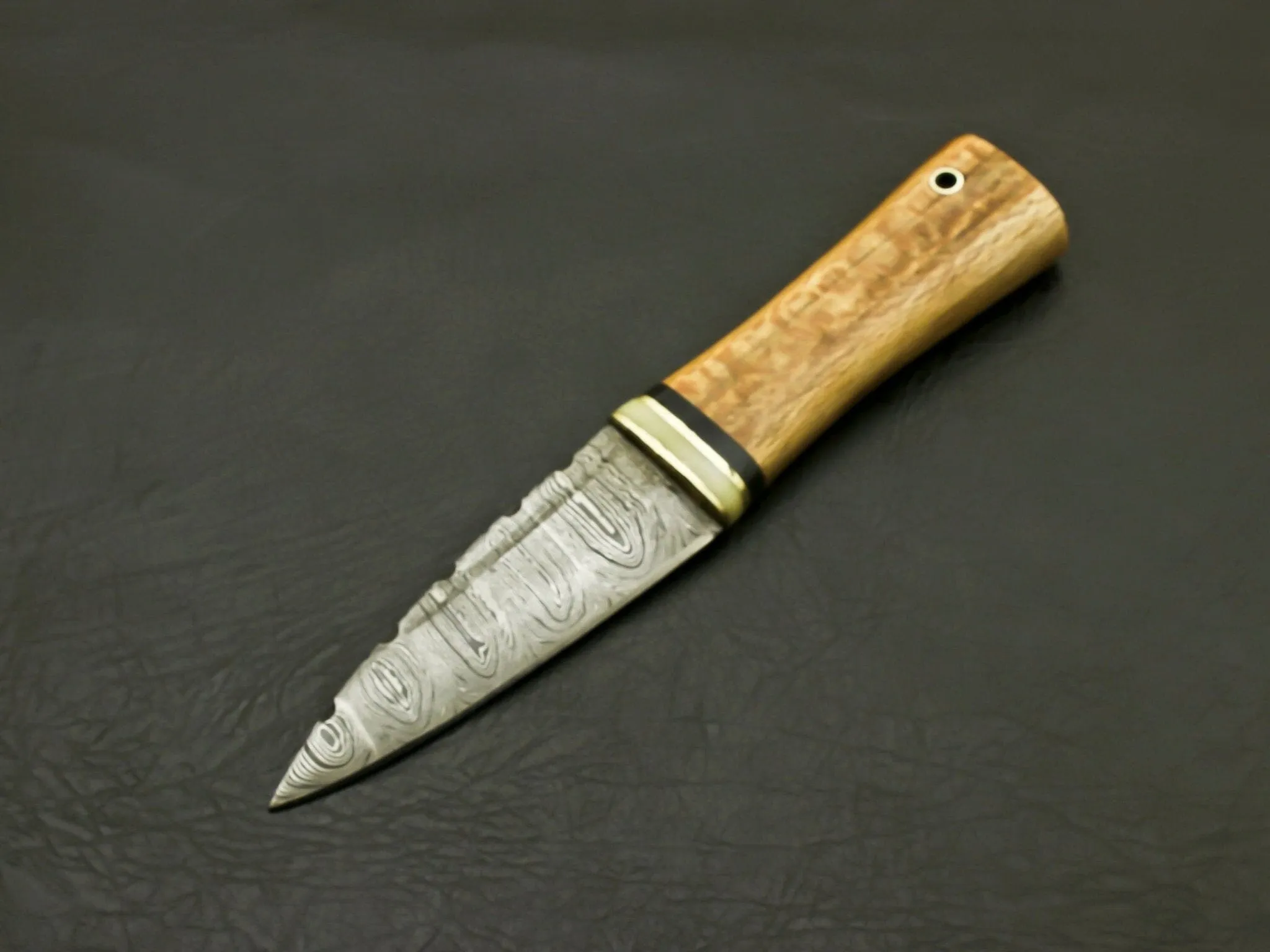 Beautiful Handmade Damascus Steel  Serrated edge Scottish Dirk Knife/ Sheath