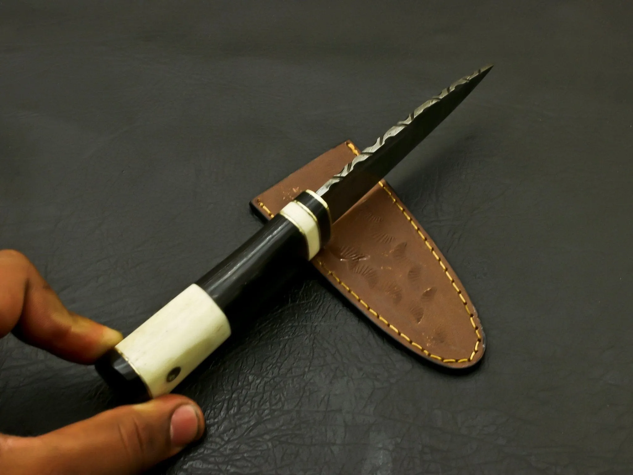 Custom Beautiful Handmade Damascus Steel Serrated Edge  Scottish Dirk Knife/ Sheath