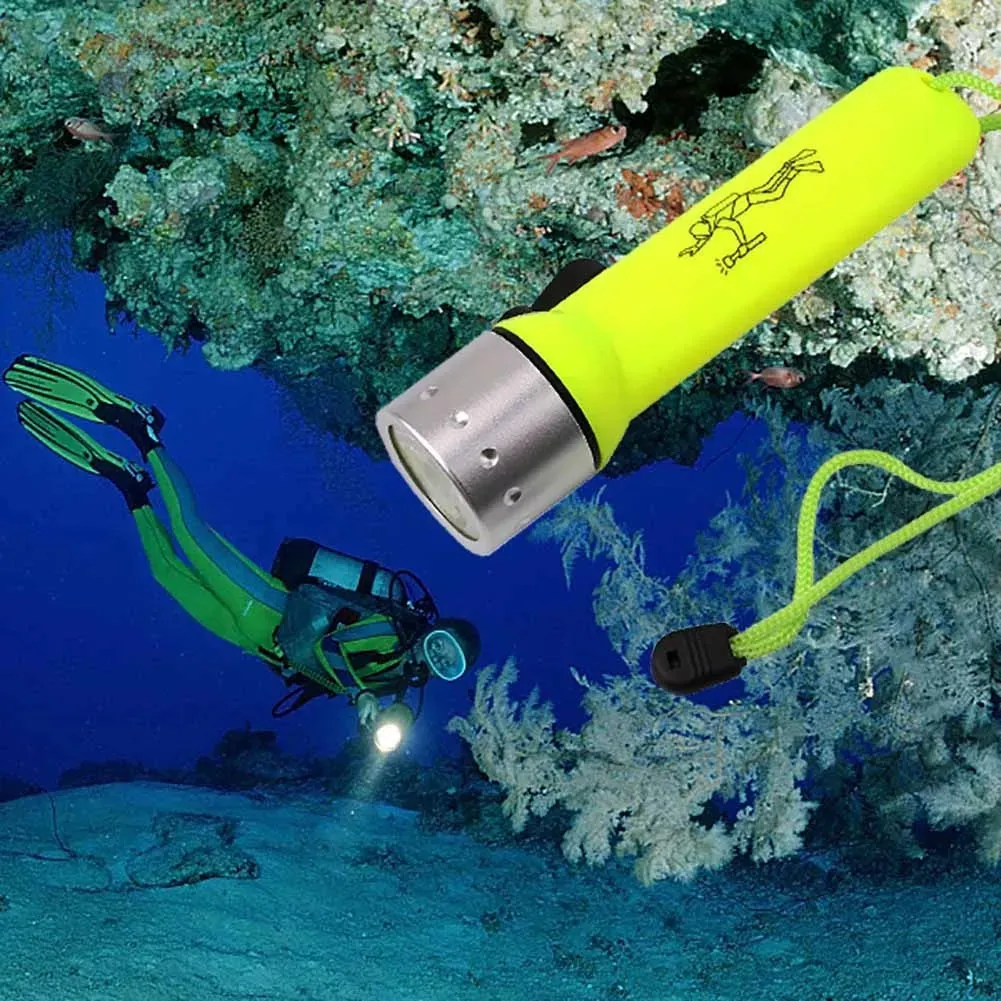D5 Professional Waterproof Underwater Diving LED Flashlight Torch Equipment LED Scuba Dive Flashlights Torch Lamp Light Linterna
