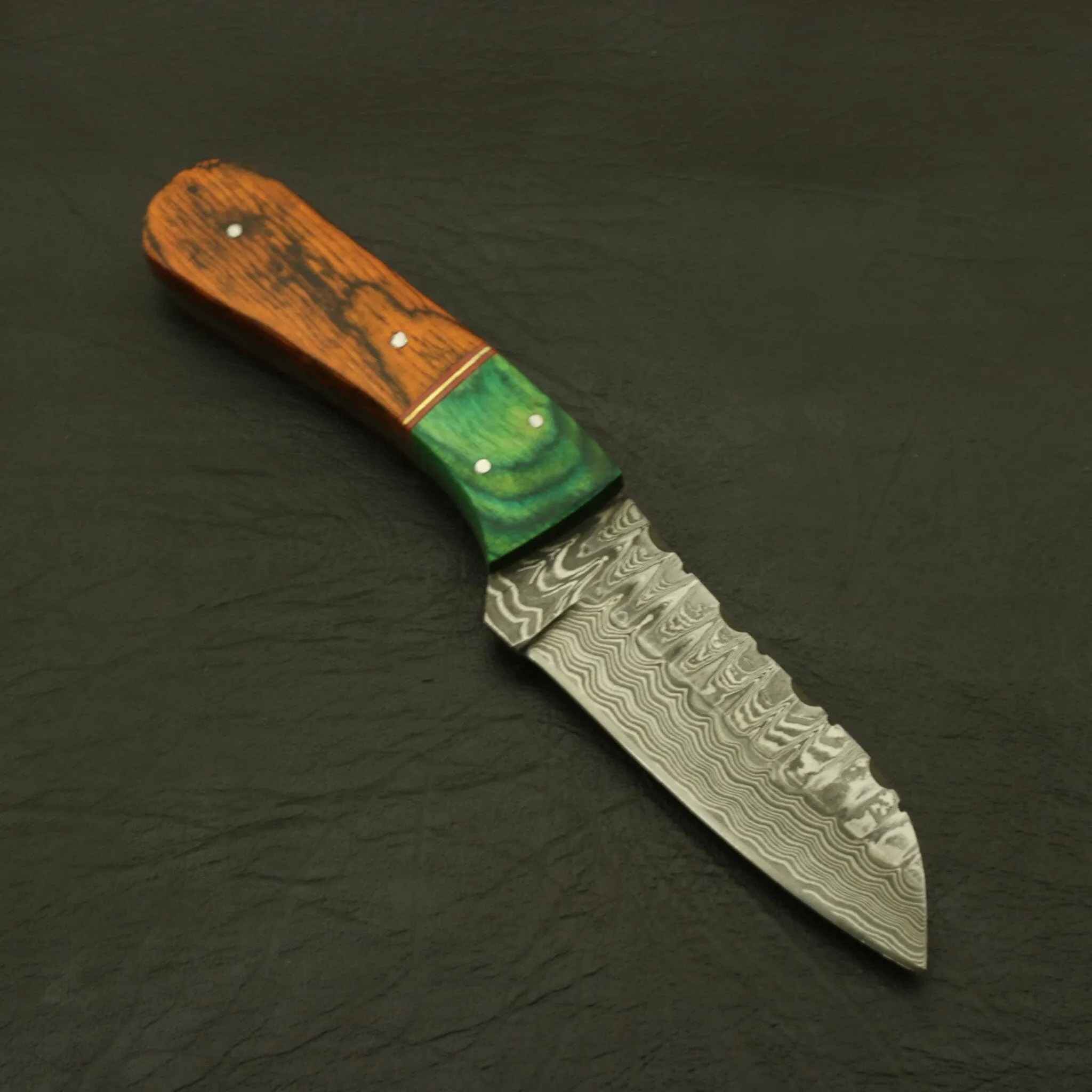 Handmade Cutting Edge Custom superb pattern Damascus Steel 7" Hunting/skinning Knife/Paka/Rose/Wood/Sheath