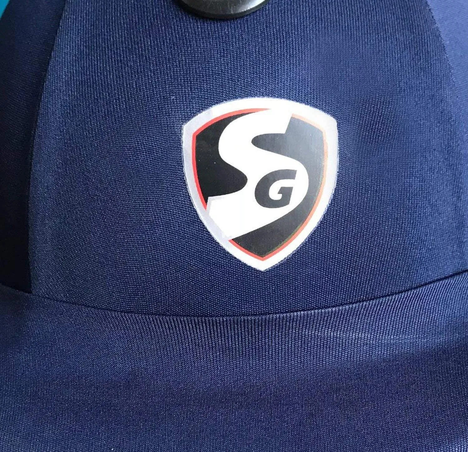 smart cricket helmet | size - medium