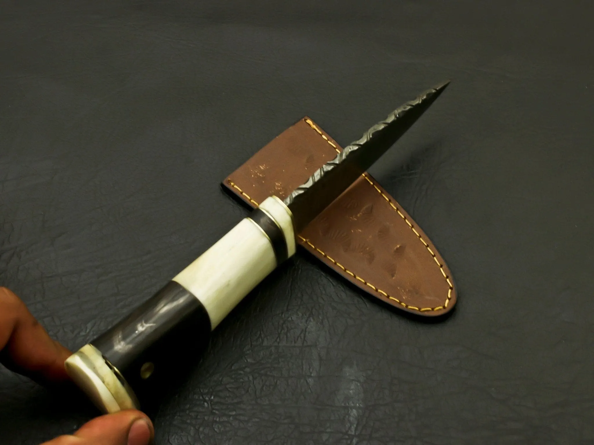 Top Beautiful Handmade Damascus Steel Serrated edged Scottish Dirk Knife/ Sheath